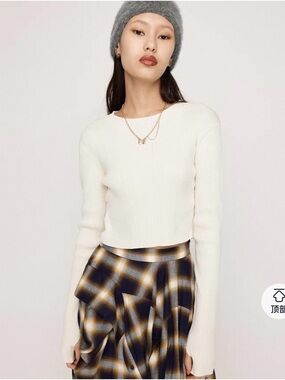 Cropped Crewneck Rib Knit Sweater - Cream